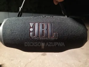 JBL Charge 6