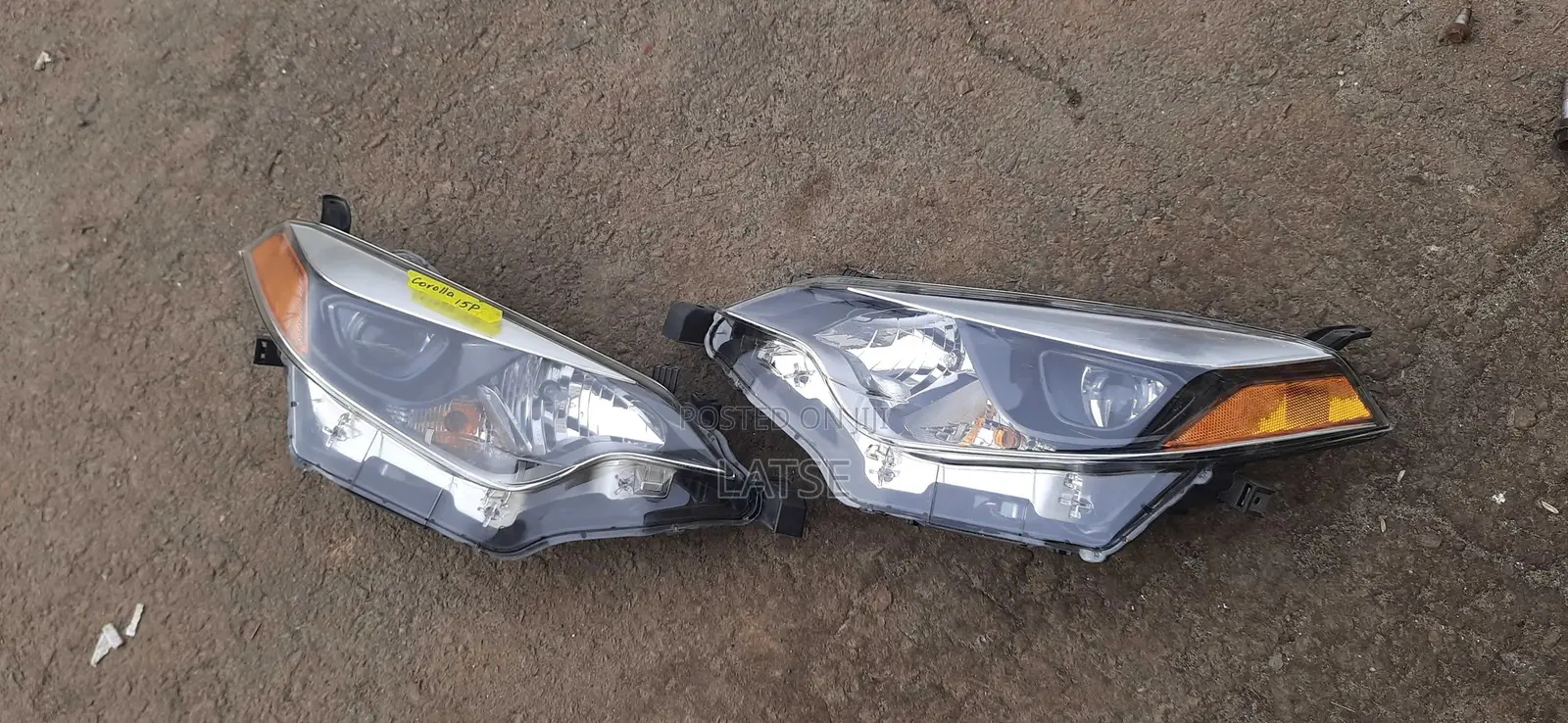 Toyota Corolla 2014,2015,2016 Headlight Pair