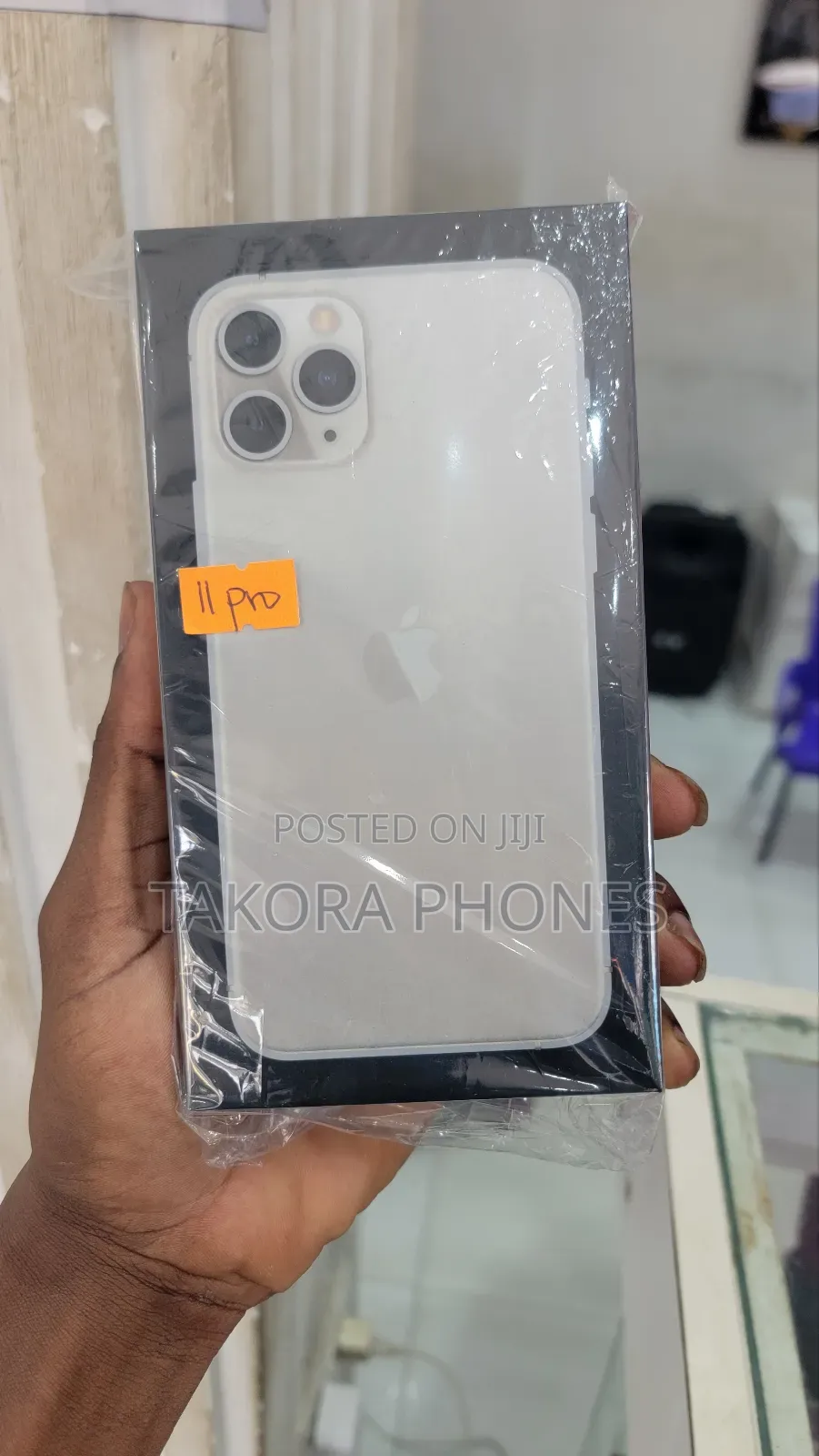 New Apple iPhone 11 Pro 64 GB Gold