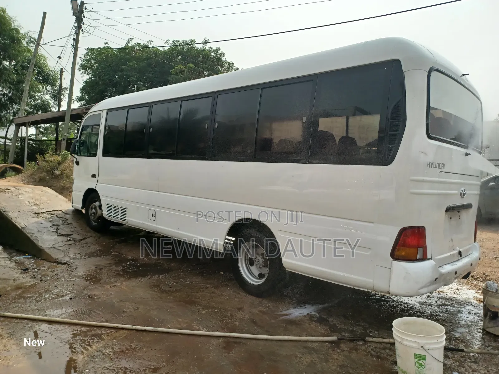 Hyundai County 2014 White