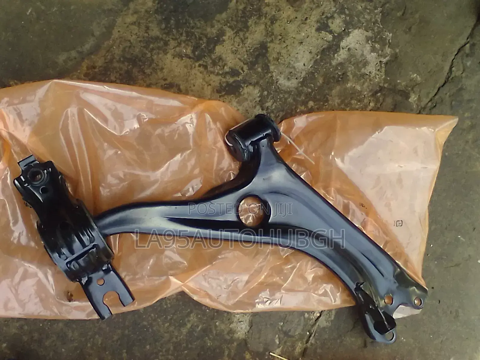 Honda Civic 2017,2018,2019,2020,2021,2022 Lower Arm Pair