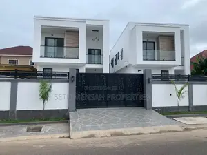 4bdrm House in Skm, Baatsona Total for sale