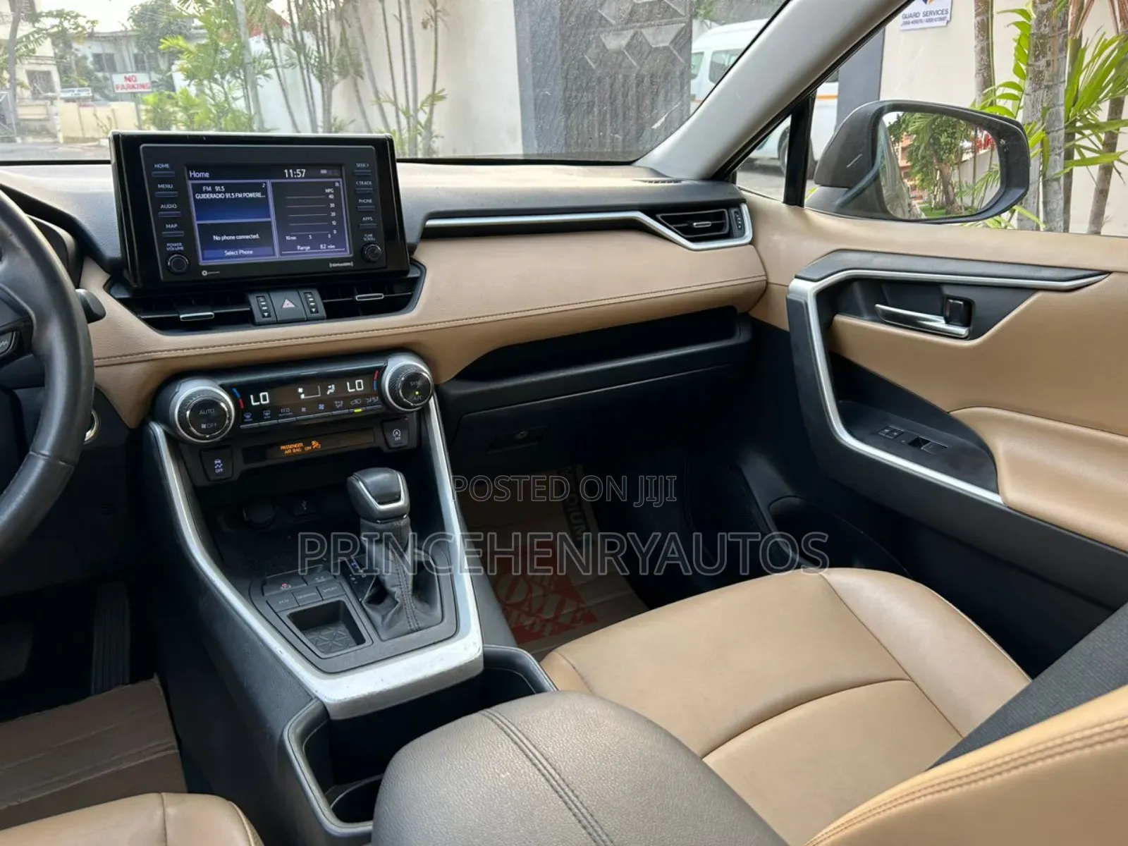 Toyota RAV4 XLE Premium 2022 Blue