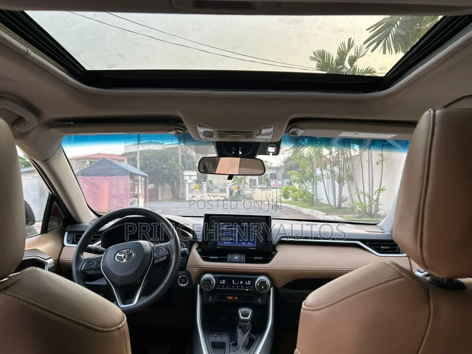 Toyota RAV4 XLE Premium 2022 Blue