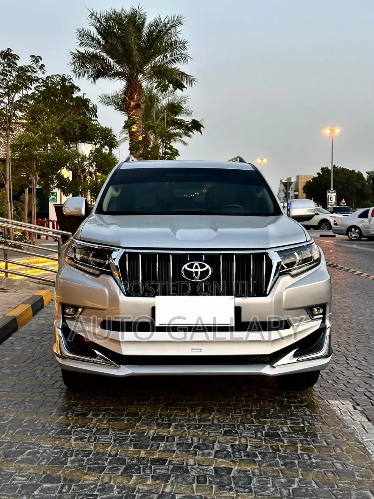 Toyota Land Cruiser Prado 2.7 2018 Silver