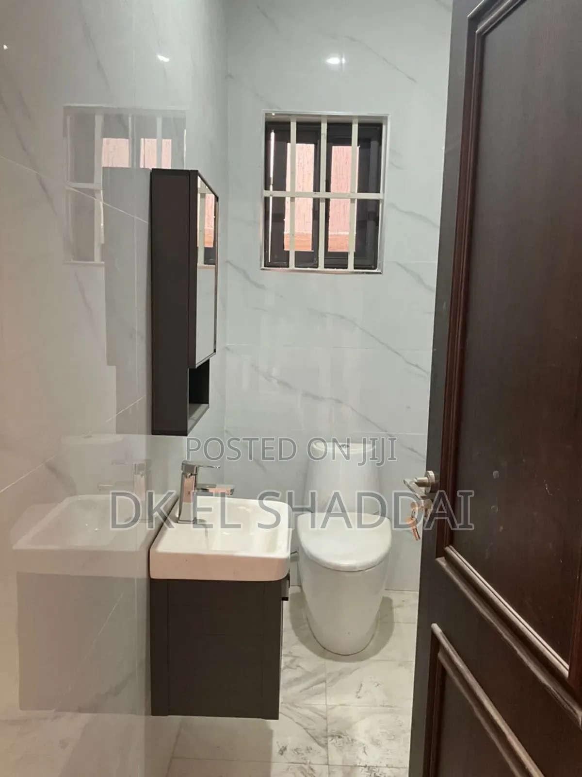 3bdrm House in Pokuase for sale
