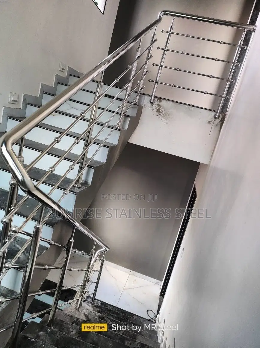 Stainless Frameless Design