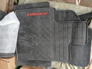 Toyota Fortuner Floor Mats (Carpet) 2012 To 2025