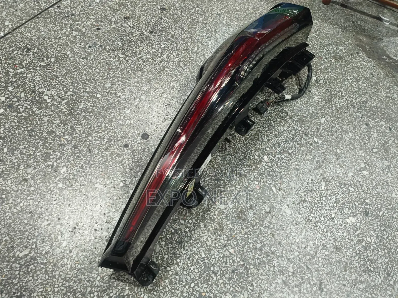 For Cadillac Escalade 2015-2020  Taillight