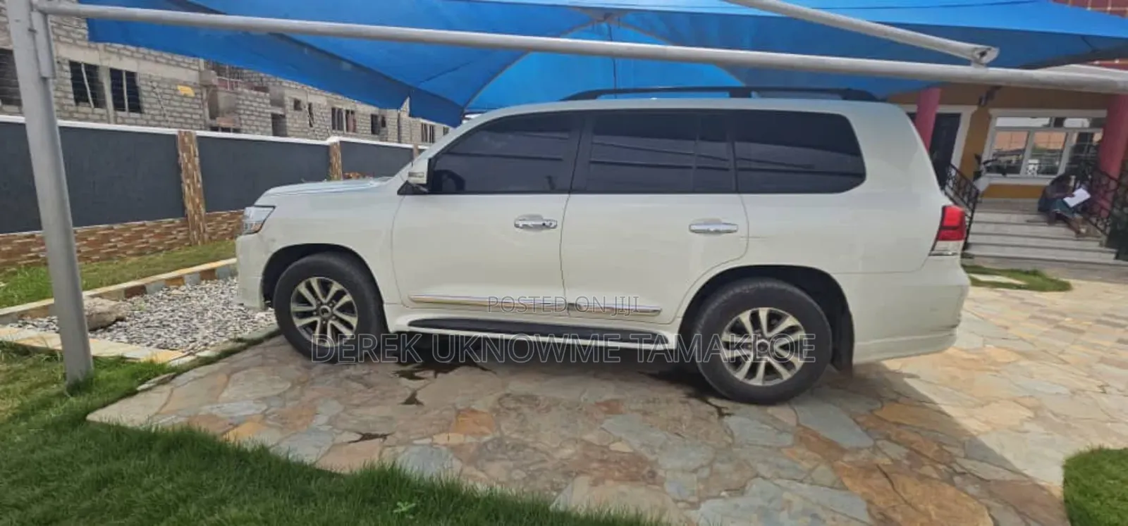 Toyota Land Cruiser 2017 White