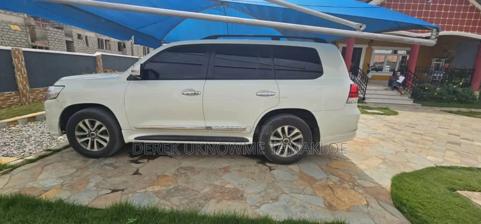 Toyota Land Cruiser 2017 White