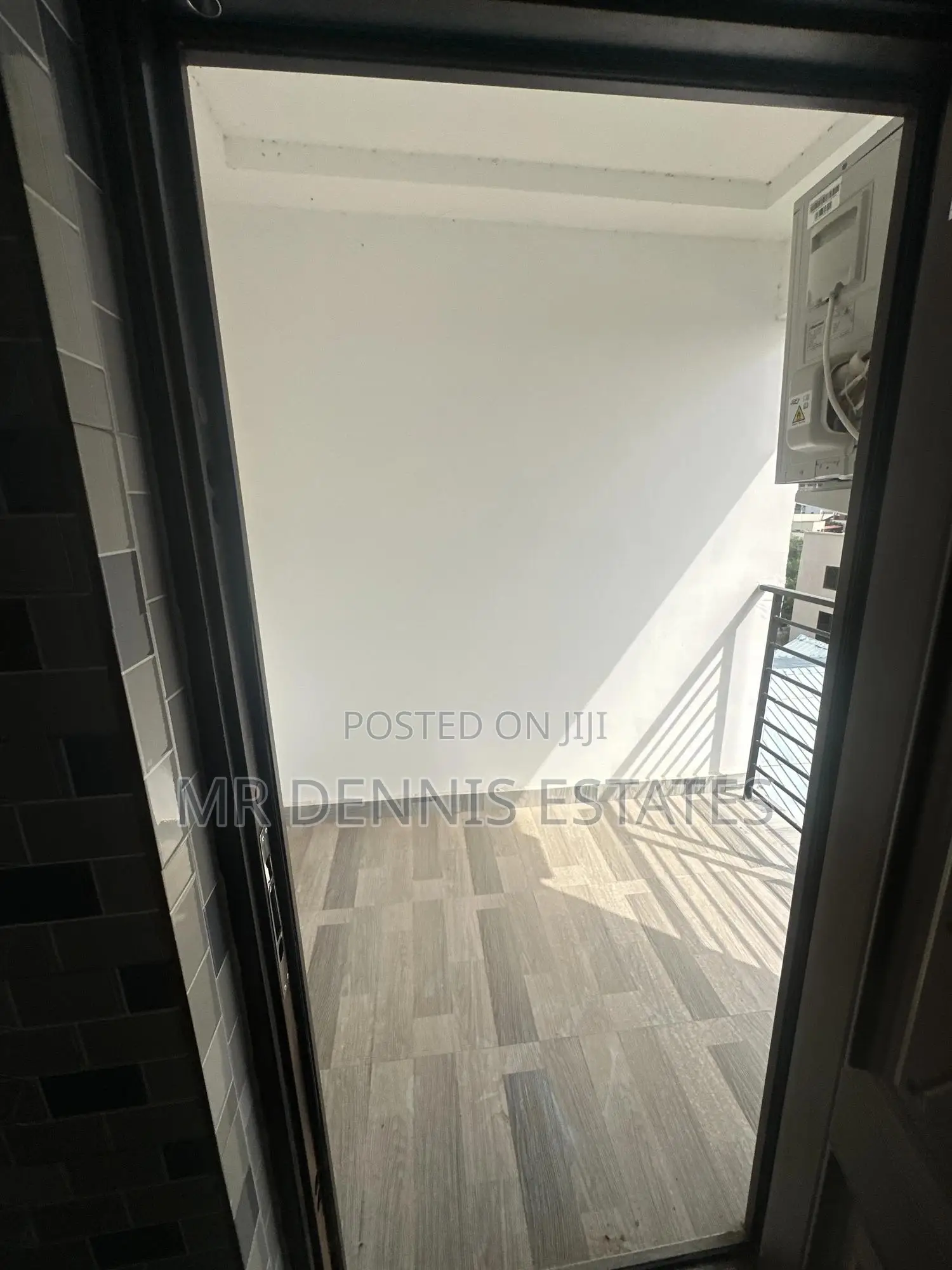 2bdrm Apartment in Westhills Mall for rent
