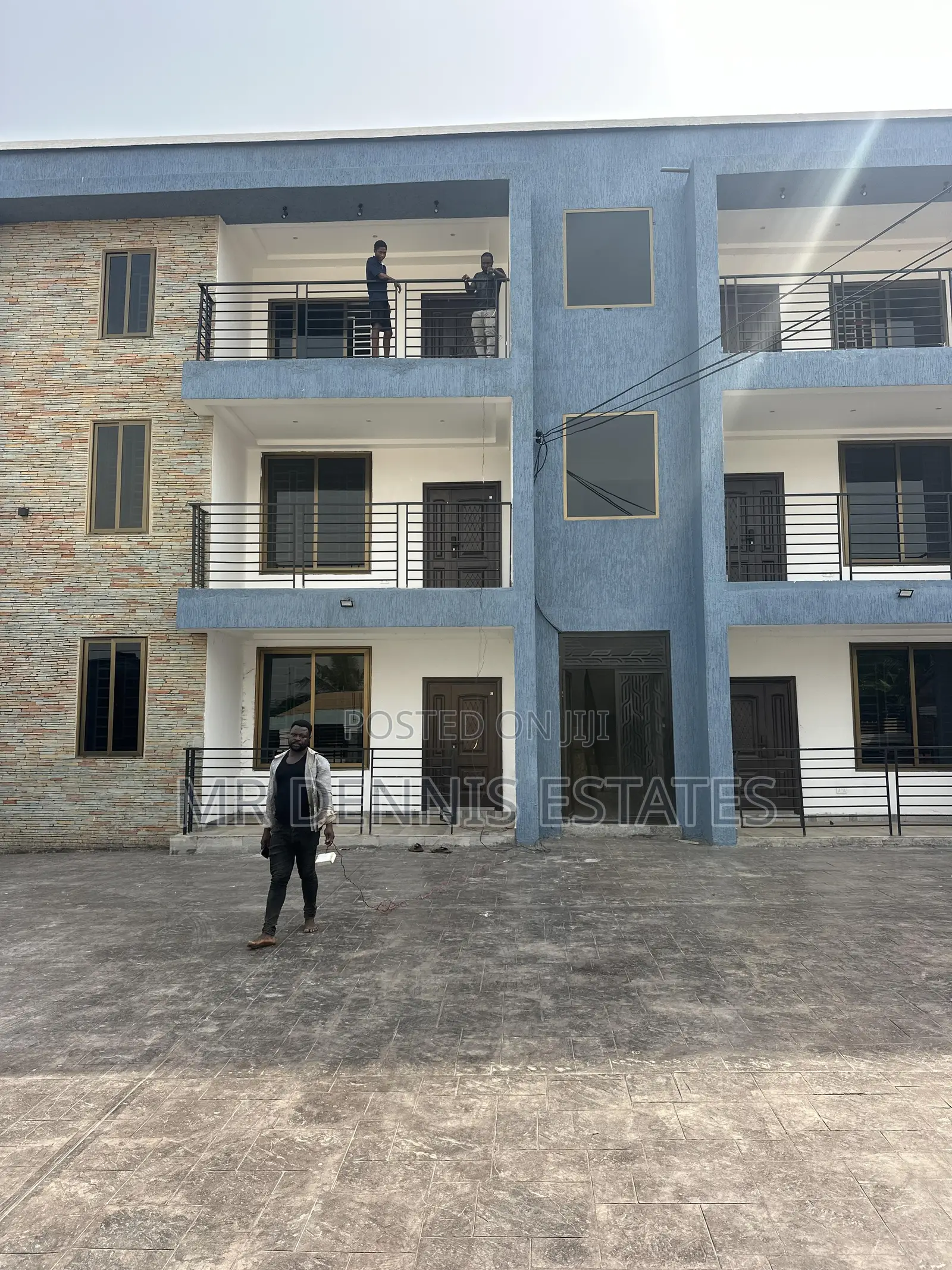 2bdrm Apartment in Westhills Mall for rent
