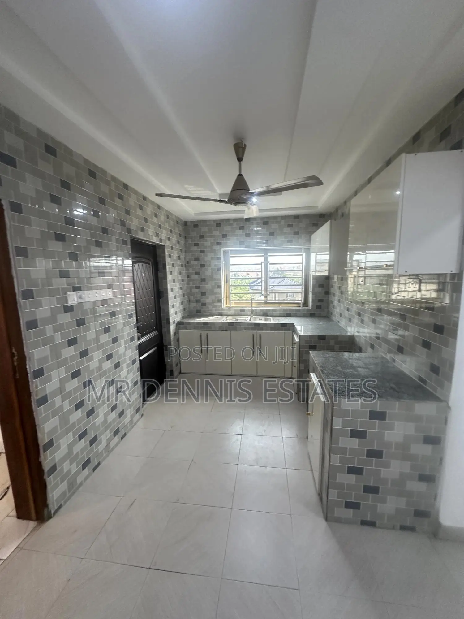 2bdrm Apartment in Westhills Mall for rent