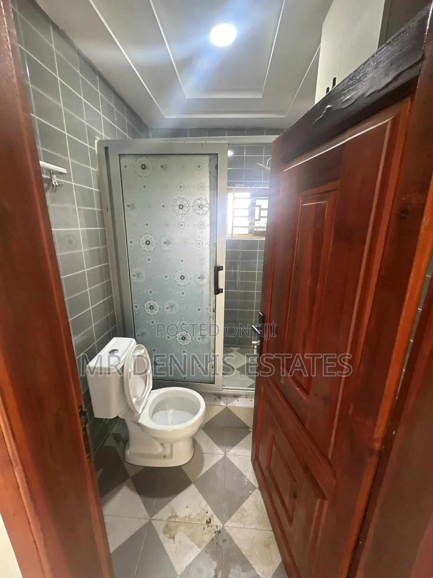 2bdrm Apartment in Westhills Mall for rent