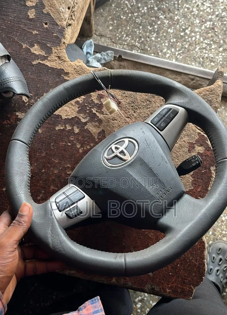 Toyota Corrolla 2010-2013 Steering Wheel