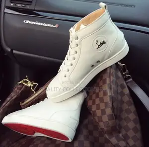 Louis Vuitton Sneaker