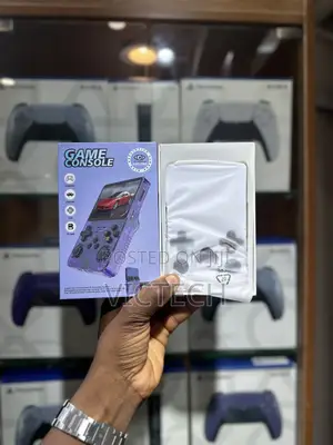R36s Handheld Game Console