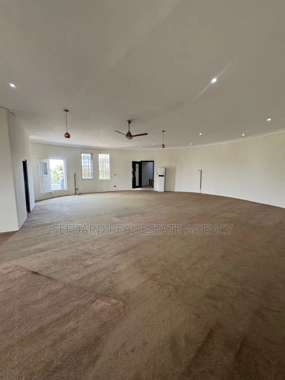 12bdrm Mansion in Sefdard Properties, East Legon for sale