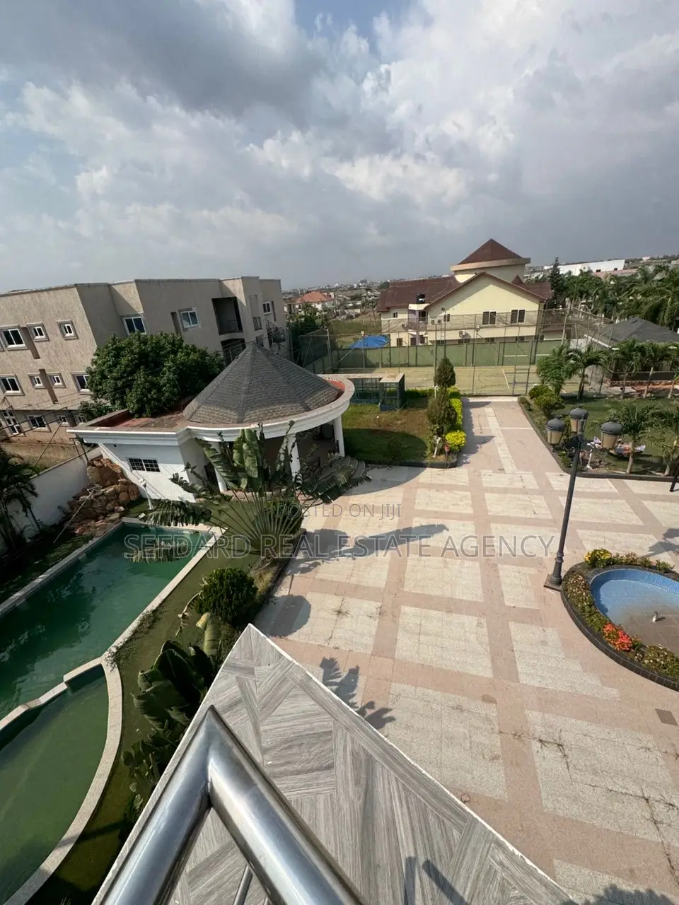 12bdrm Mansion in Sefdard Properties, East Legon for sale