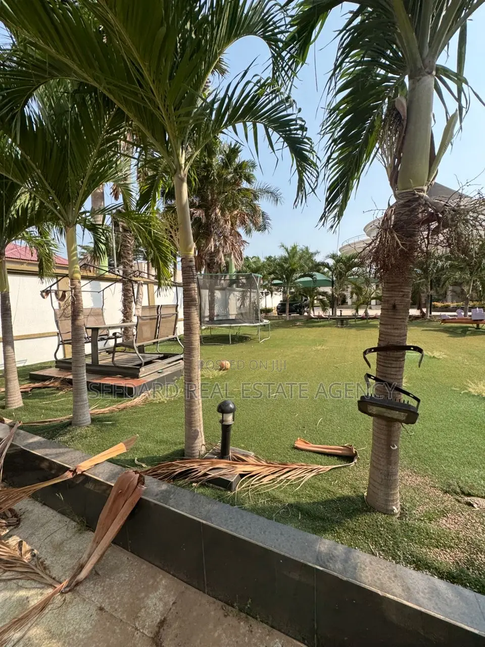 12bdrm Mansion in Sefdard Properties, East Legon for sale