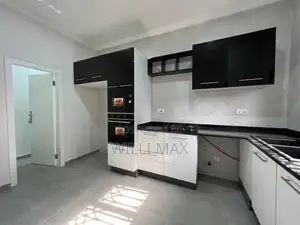 4bdrm Duplex in Ankonam, Oyarifa for sale