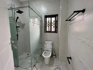 4bdrm Duplex in Ankonam, Oyarifa for sale