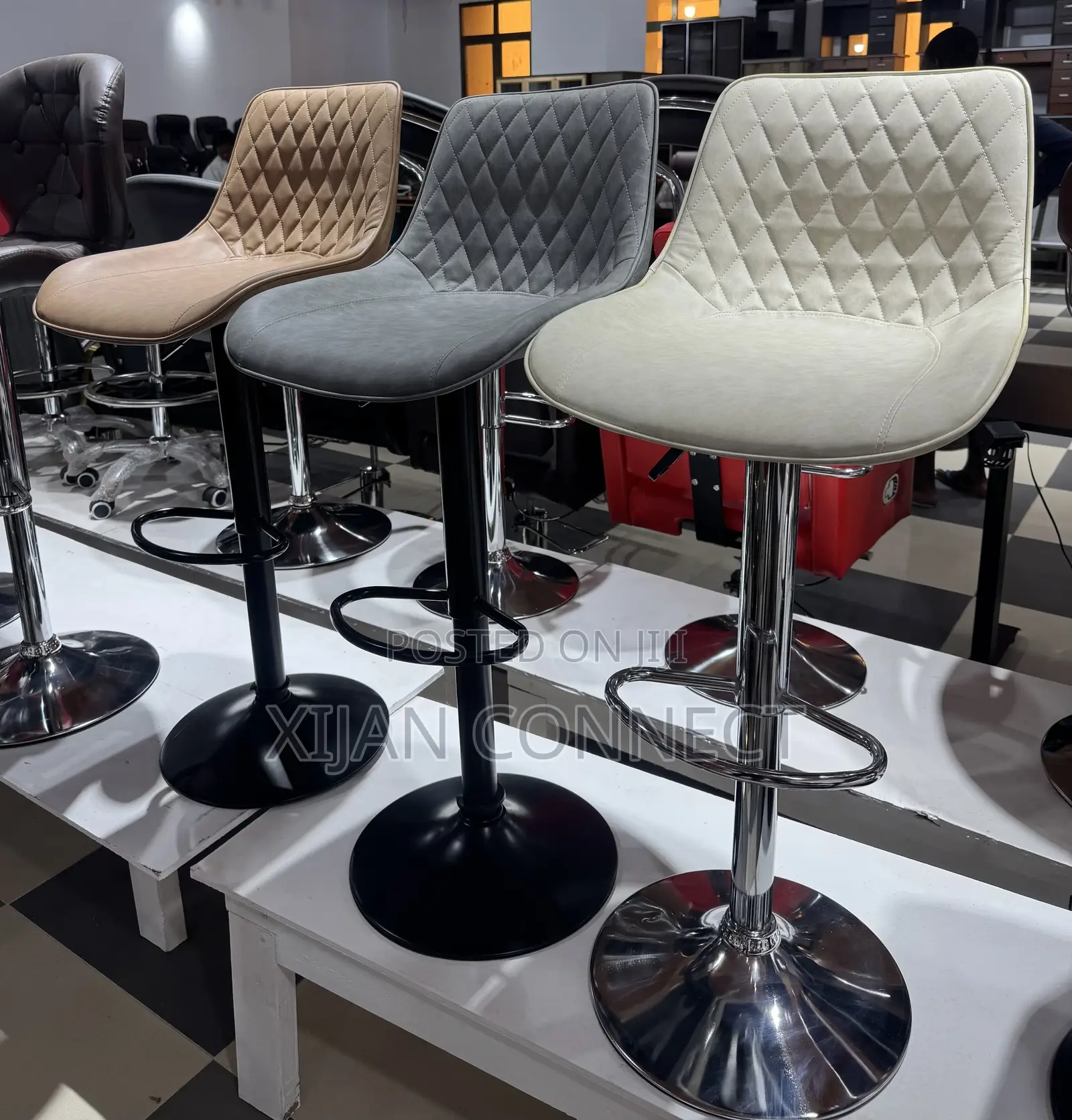 Luxury Bar Chair / Bar Stool – Padded Back Adjustable