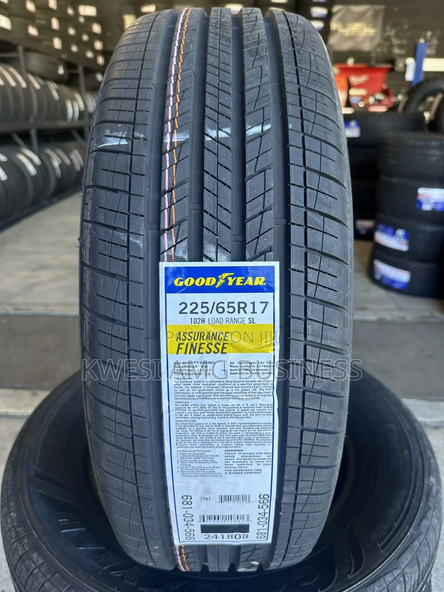 225/65r17 Goodyear