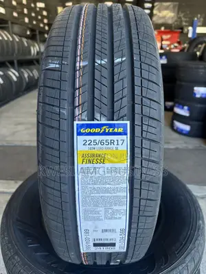 225/65r17 Goodyear