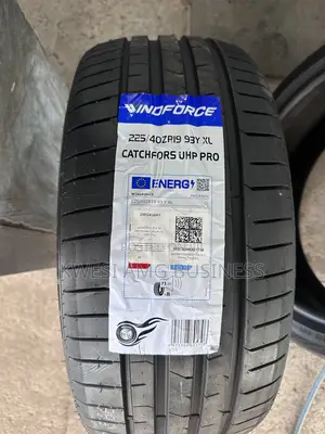 225/40r19 Tyre