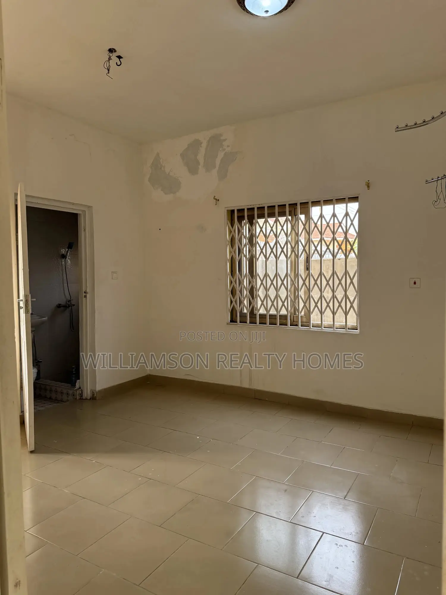 2bdrm Apartment in Community 18 Area, Spintex for rent