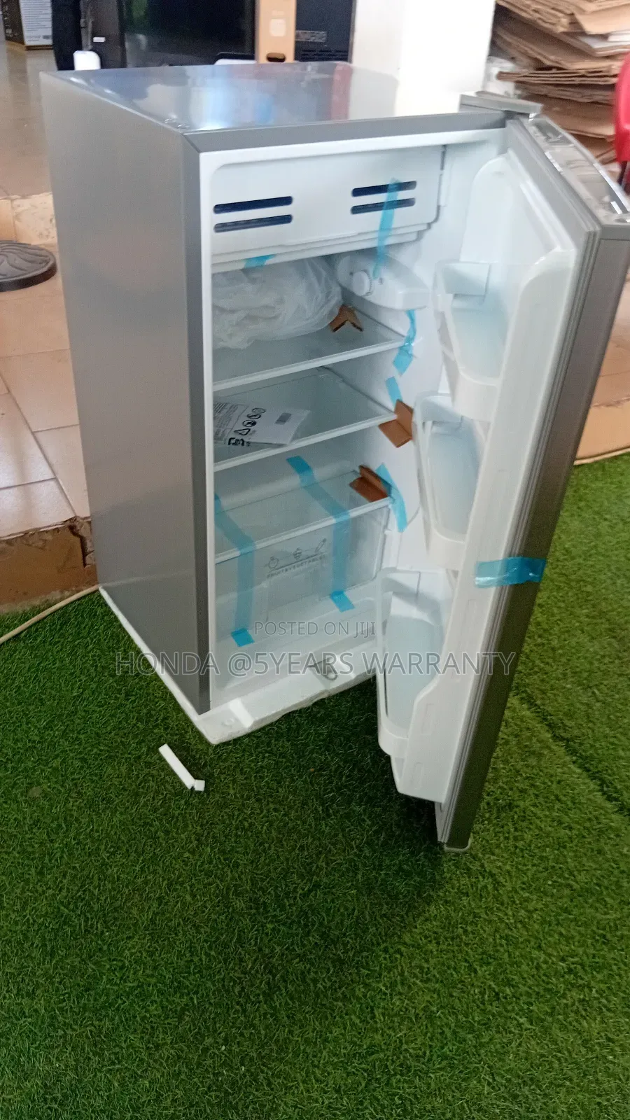 93lt Table Top Bottom Refrigerator a Fast Cooler