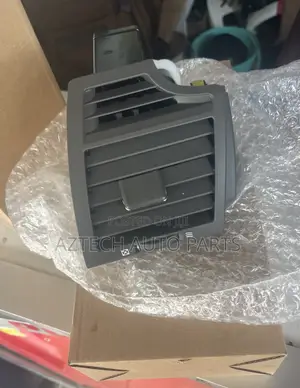 Toyota Landcruiser Air Conditioning/ Ac Vent