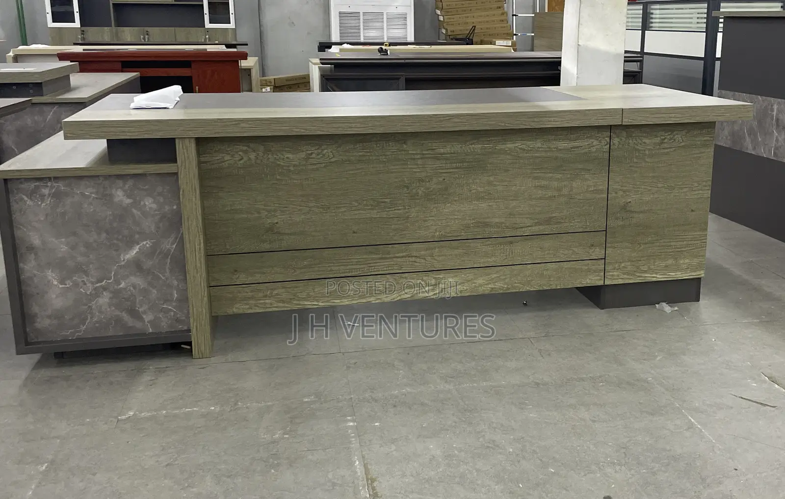 L Shaped Office Table