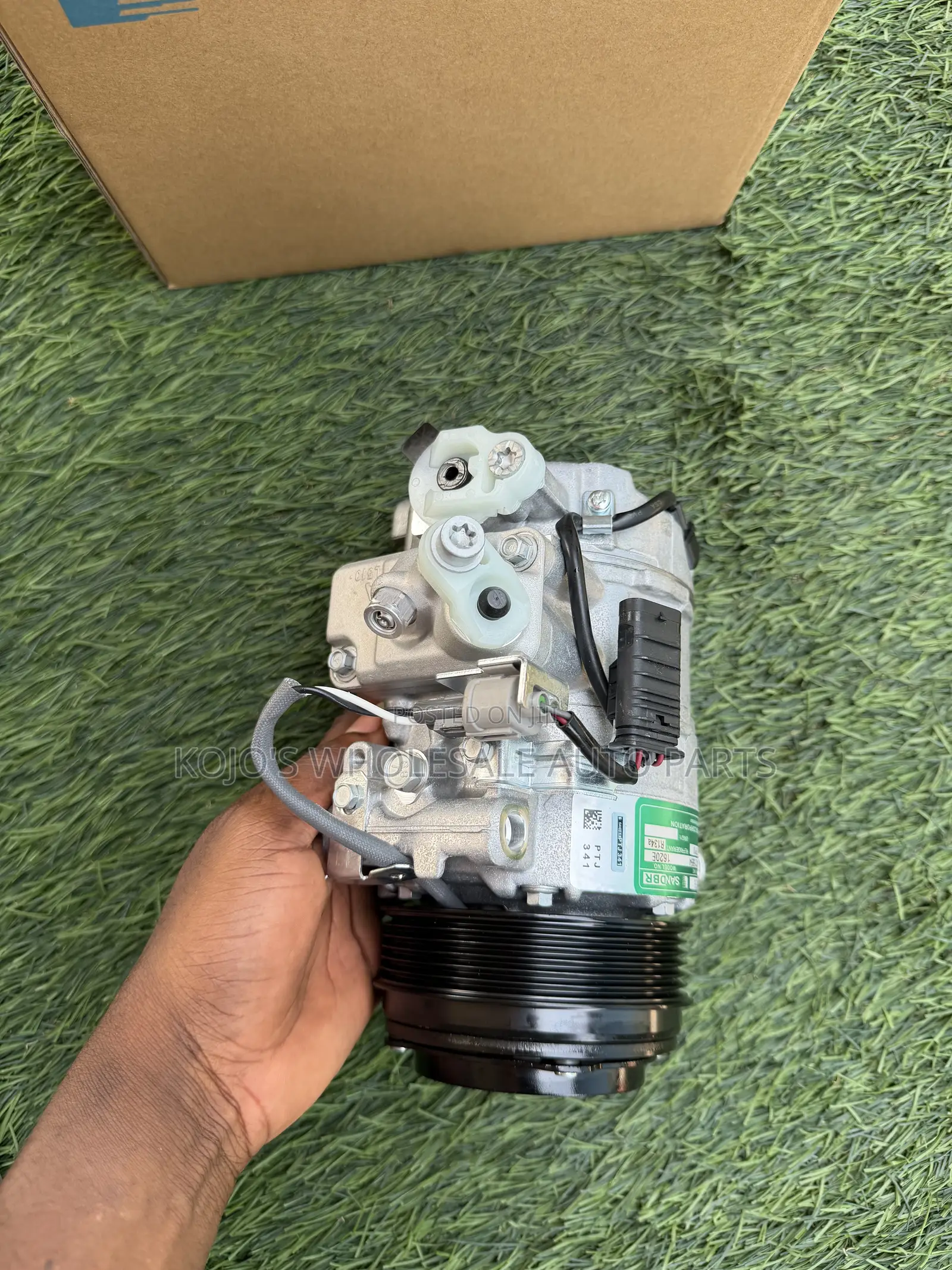 Mercedes Benz W205 C300 Ac Motor / Compressor 2015 -2020 (Wholesale)