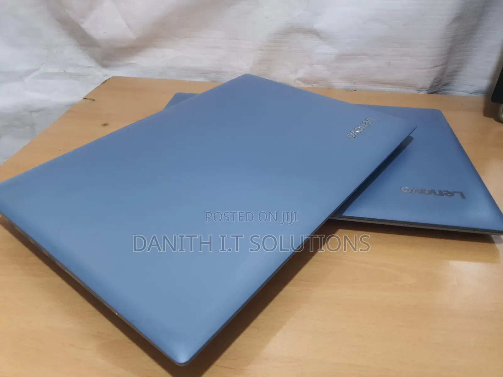 Laptop Lenovo IdeaPad 320S 4GB Intel Pentium HDD 1T