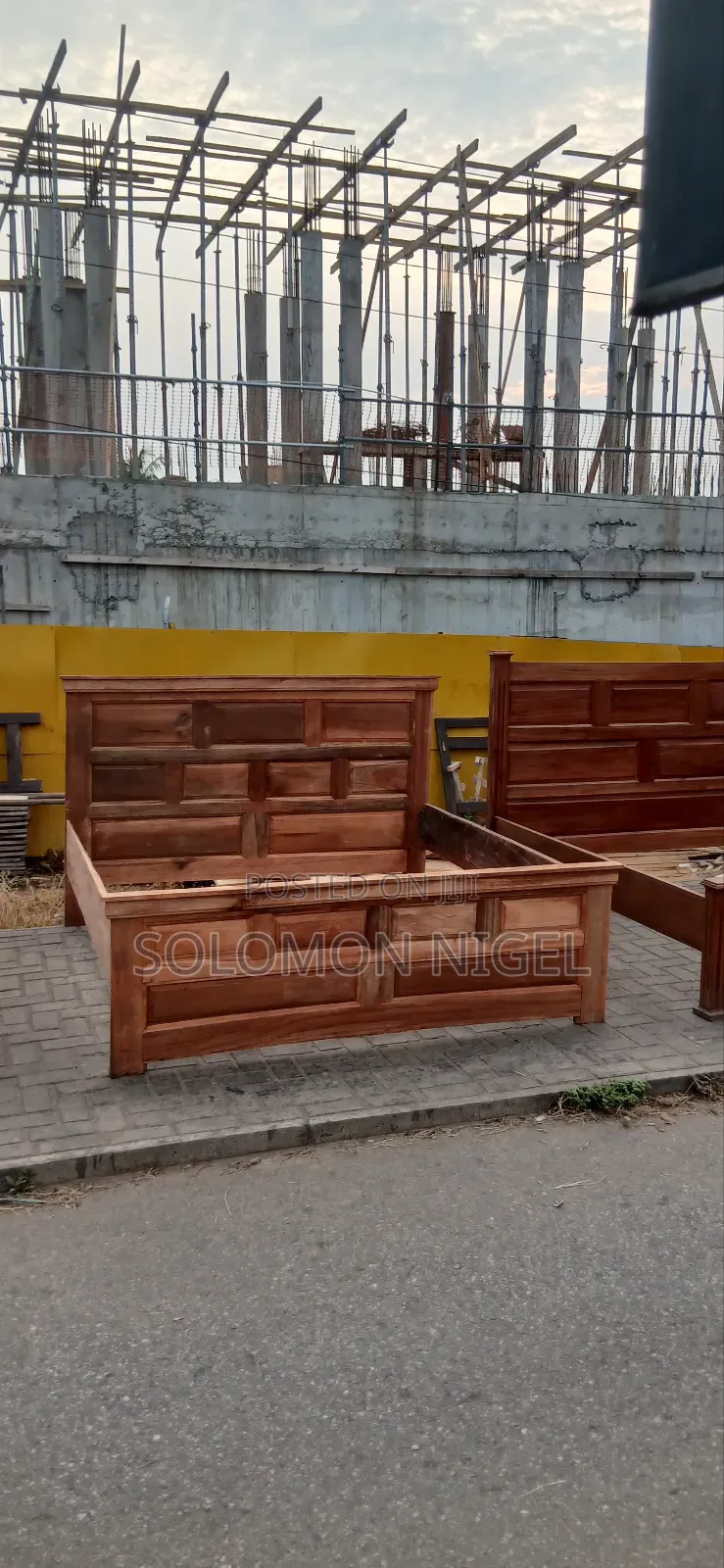 Wooden Queen Size