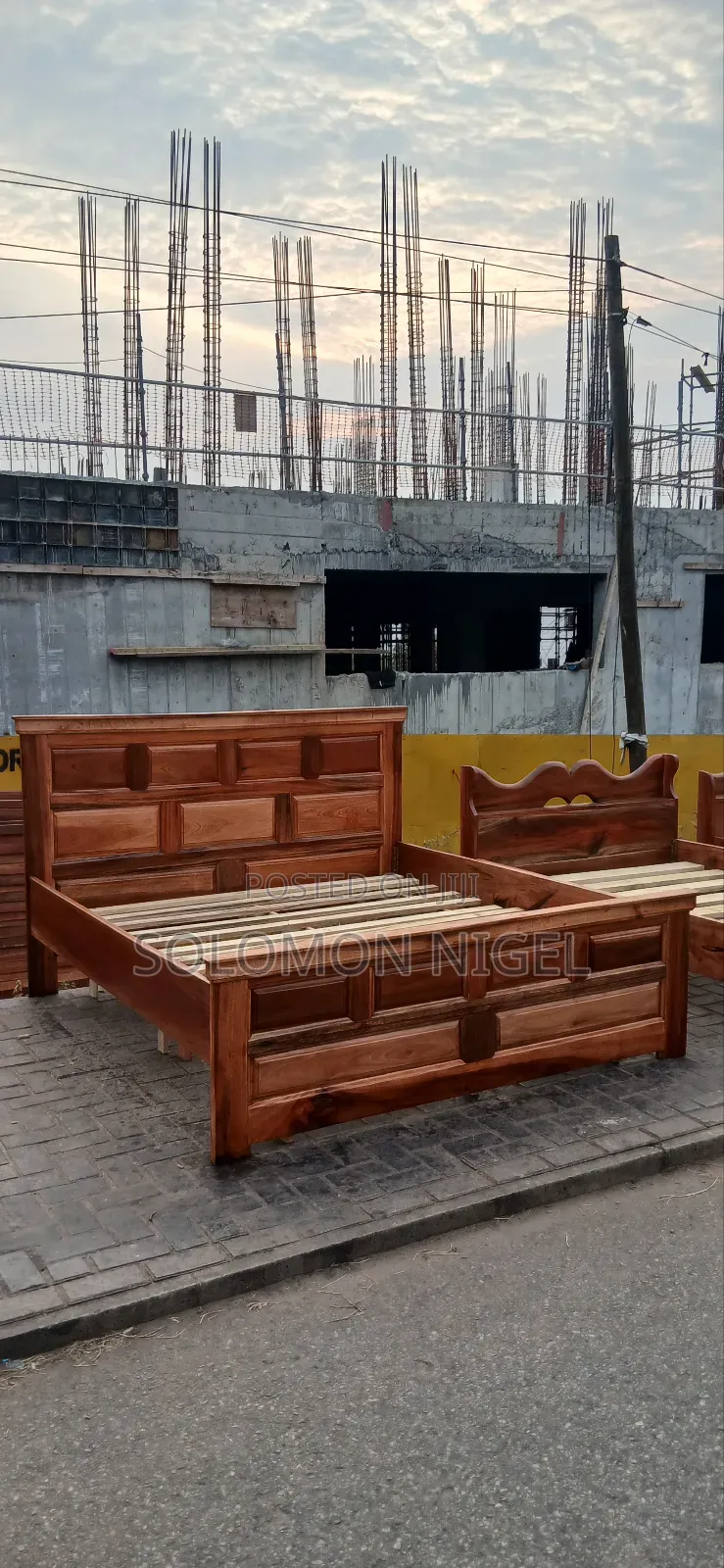 Wooden Queen Size