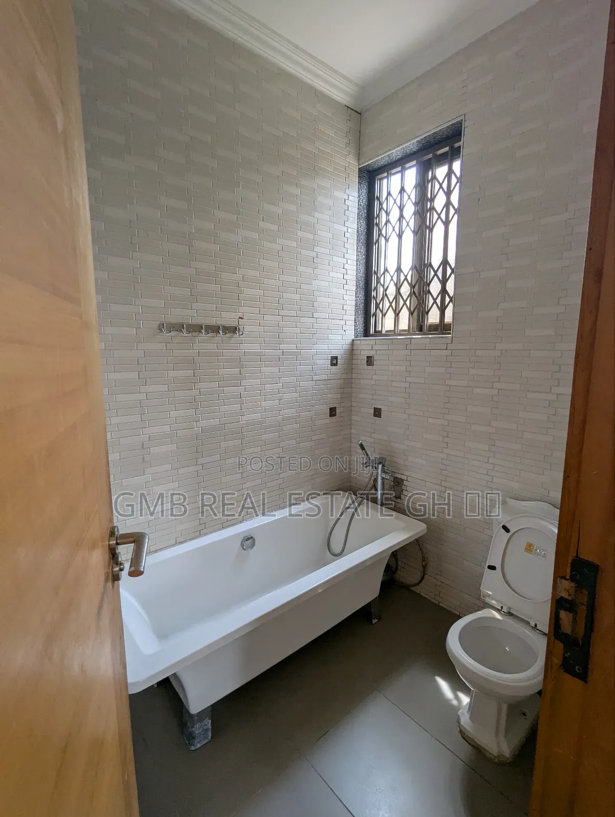 2bdrm Apartment in Adjringanor, Ability for rent