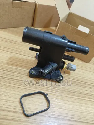 Volvo S60 V60 S80 Xc60 2010-2017  Thermostat Housing