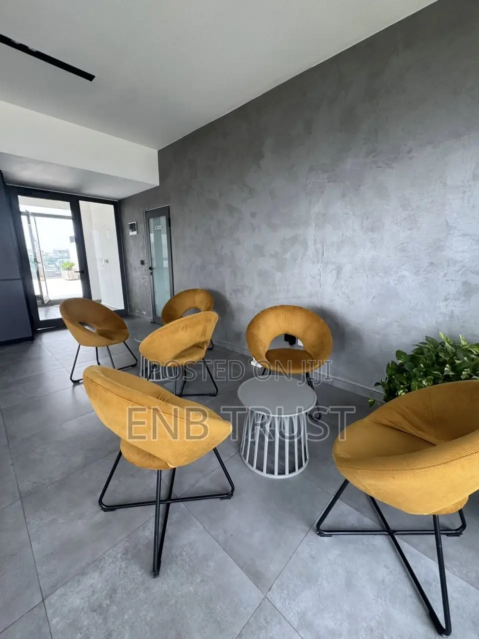 1bdrm Apartment in North Ridge for sale
