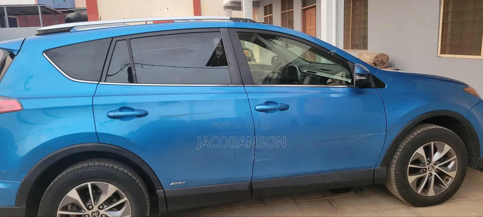 Toyota RAV4 2017 Blue