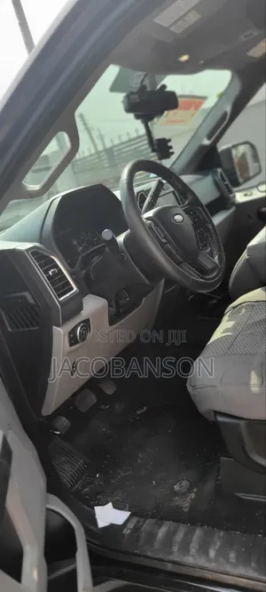 Ford F-150 2016 Black