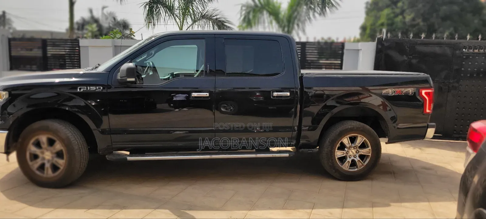 Ford F-150 2016 Black