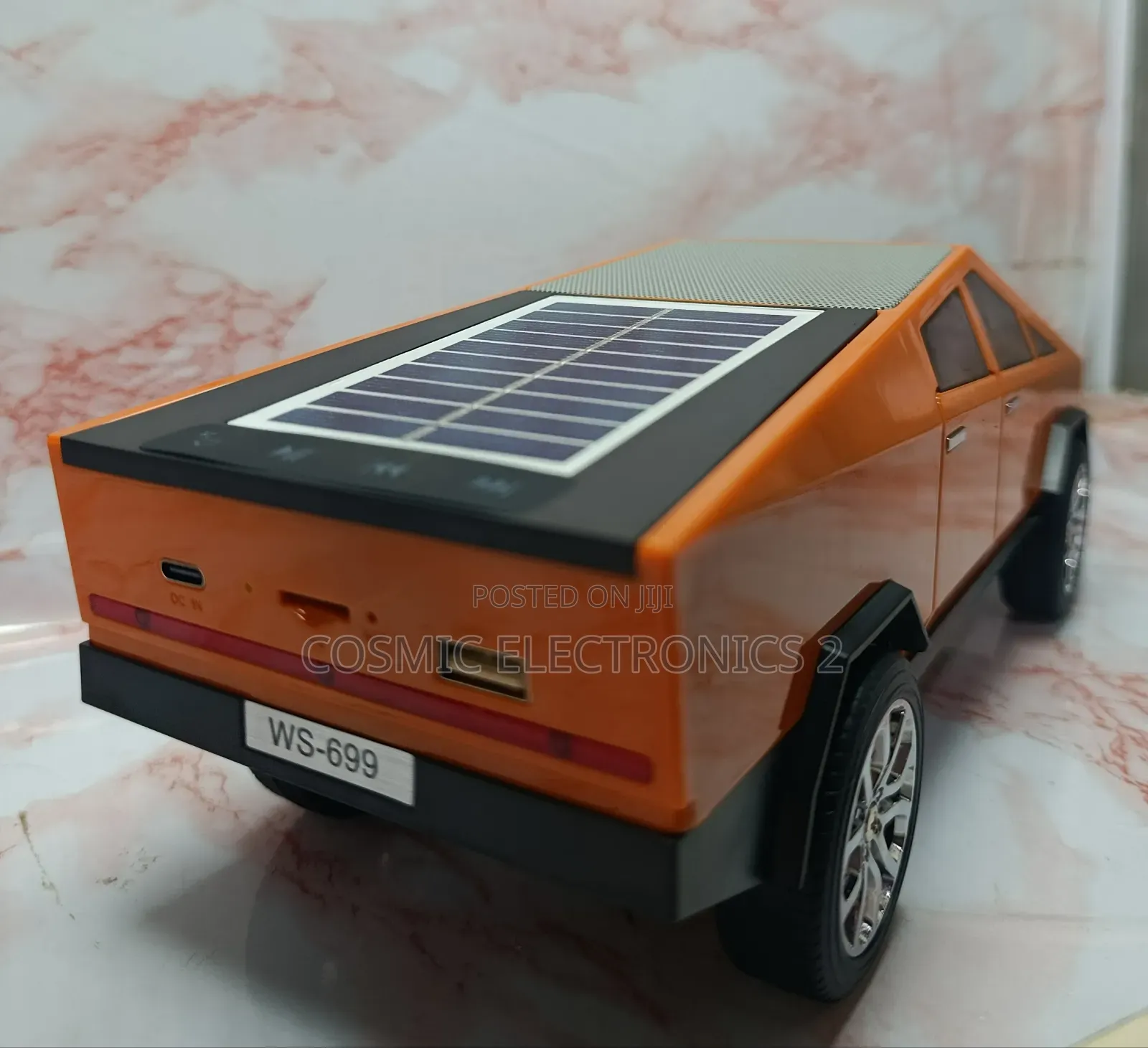 Wster Ws-699 Solar Energy Car Bluetooth Speaker