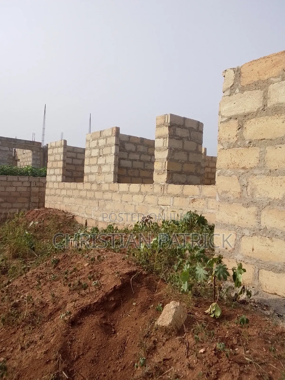 A 3 Bedroom Room Incomplete Self Contained