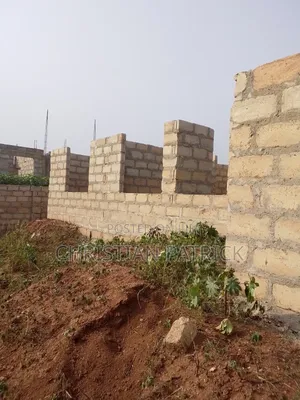 A 3 Bedroom Room Incomplete Self Contained