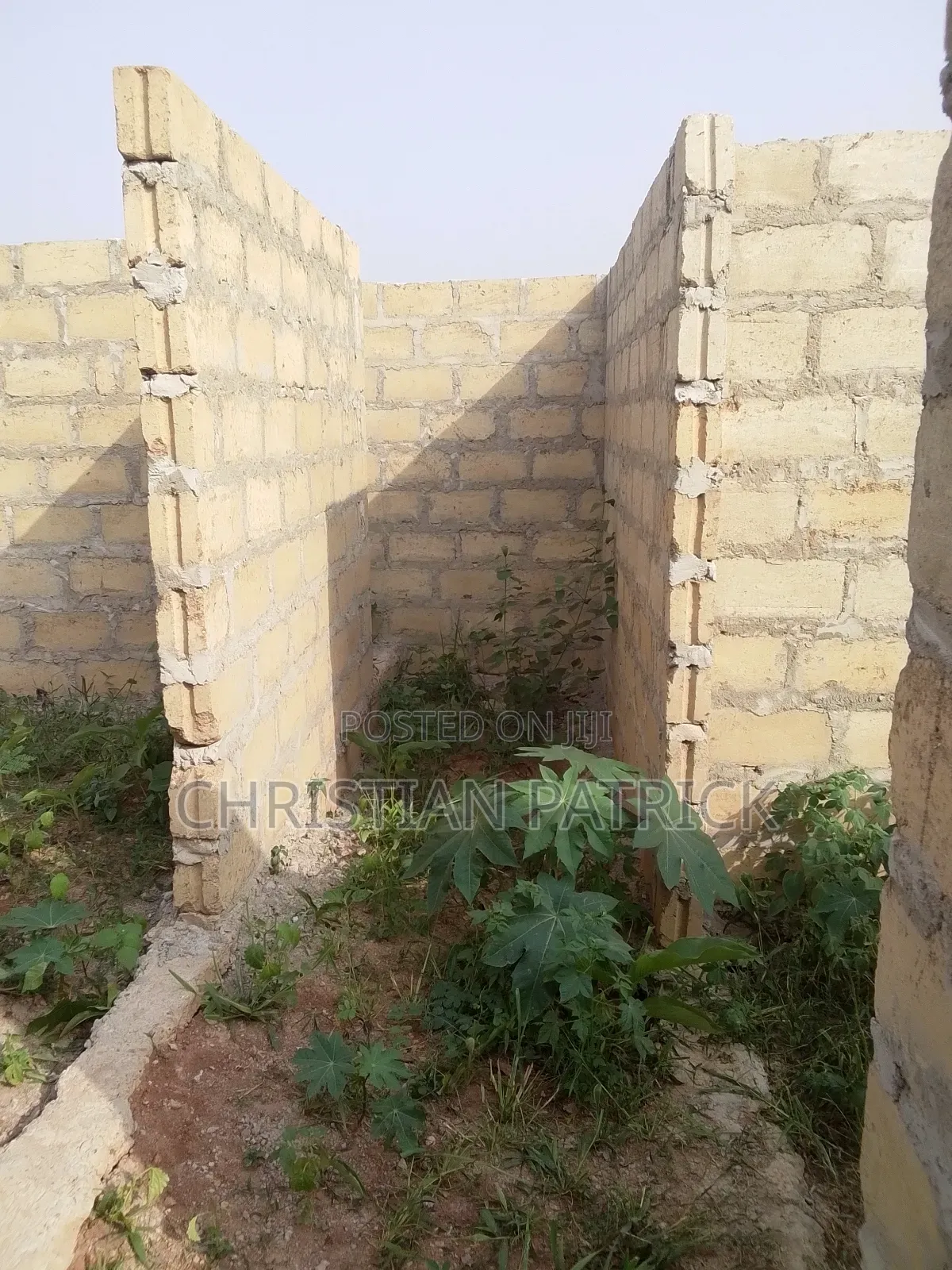 A 3 Bedroom Room Incomplete Self Contained