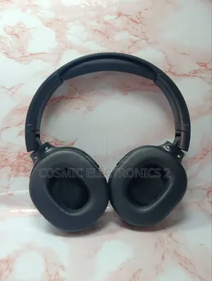 JBL Harman Pure Bass Wireless Headphones – Tune M9bt